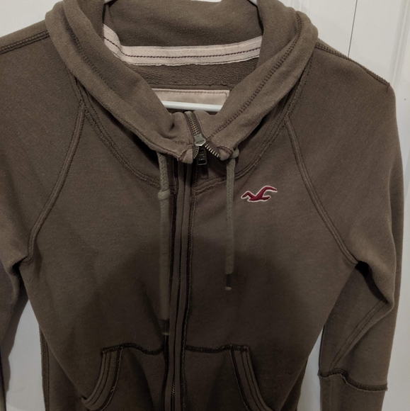 Hollister zip up, half sleeve sweater; camo green - Picture 1 of 2